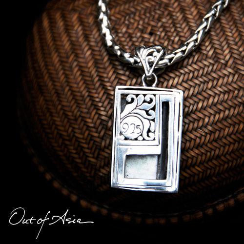 Bali Sterling Silver Garnet & Mother of Pearl Pendant - OutOfAsia