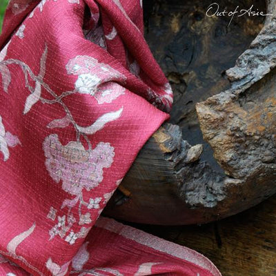 Hand drawn, Hand woven Silk Batik from Indonesia - OutOfAsia