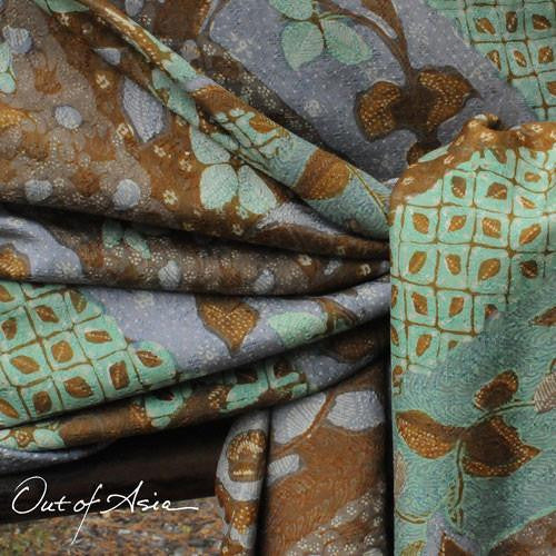 Magnificent Bali Hand-Waxed and Dyed Silk Batik Sarong - OutOfAsia
