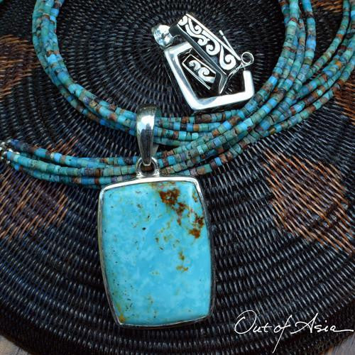 Turquoise on Turquoise - OutOfAsia