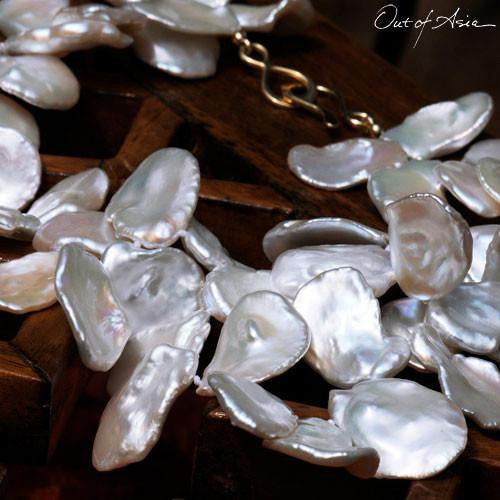 Very Exceptional Jumbo White Freshwater Pearls - OutOfAsia